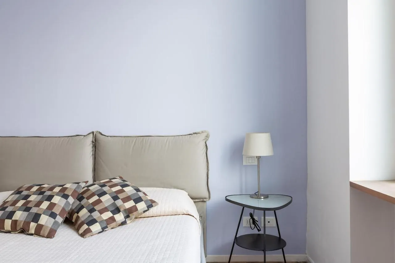 Tricolore Modern And Cozy Apartment Milan 0*,  Italy
