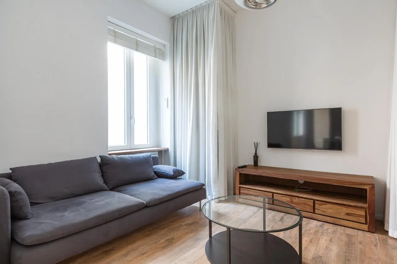 Tricolore Modern And Cozy Apartment Milan